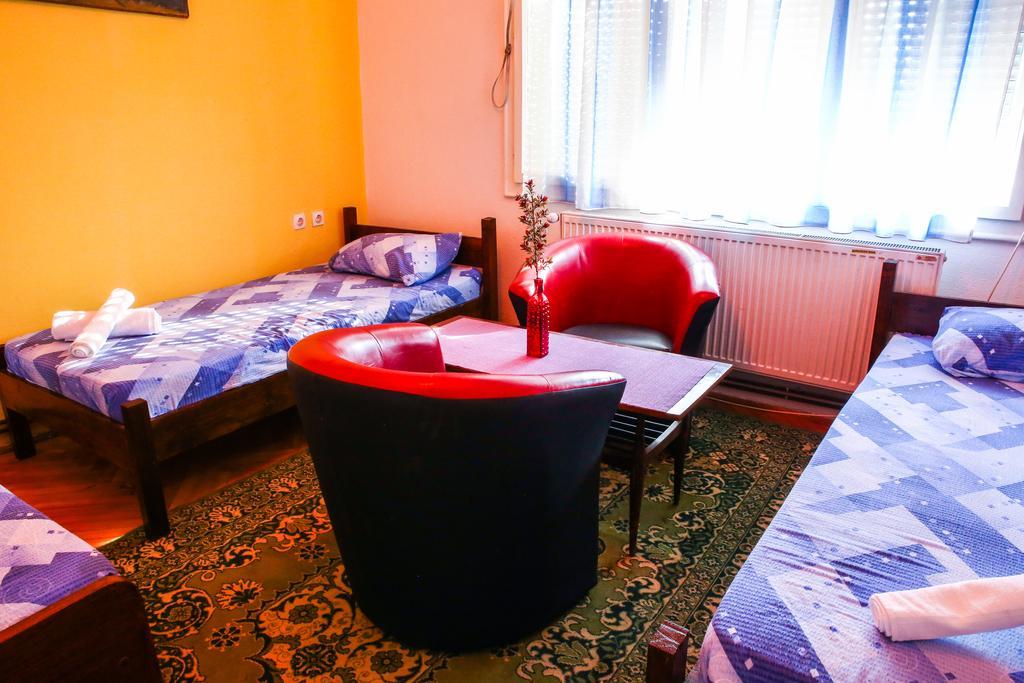 The Comfy Hostel Skopje Quarto foto